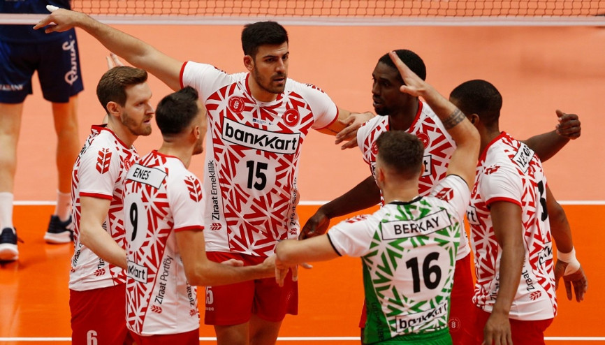 Halkbank: 2 - Ziraat Bankası: 3