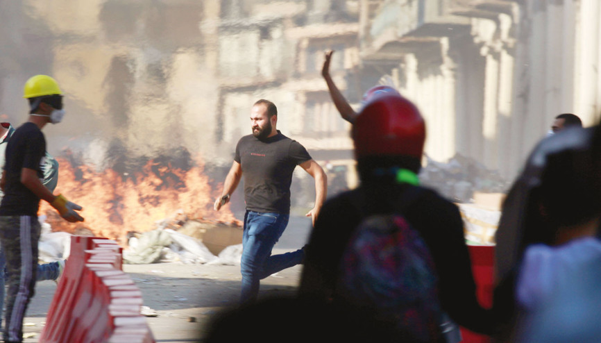 Basrada gerçek mermili müdahale: 8 ölü