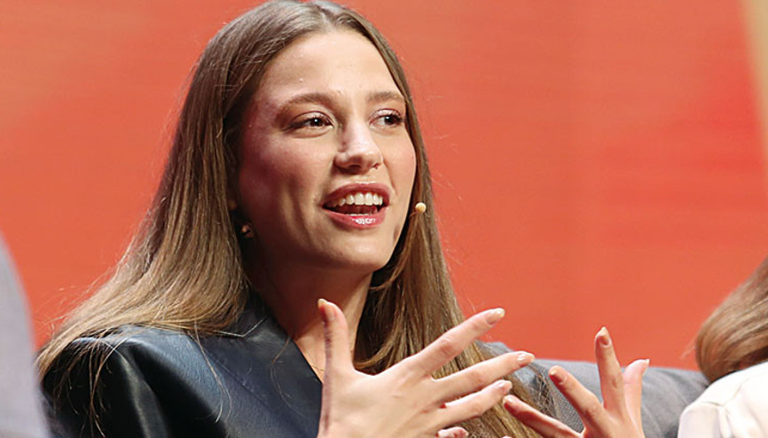 Serenay Sarıkaya: Heyecandan ağladım