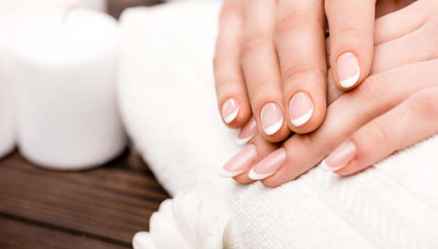 Tırnaklarınızı Daha Hızlı Bir Şekilde Kurutmanın 7 Yolu