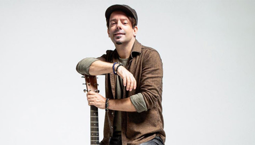 İlk single “Güzel Kadın”