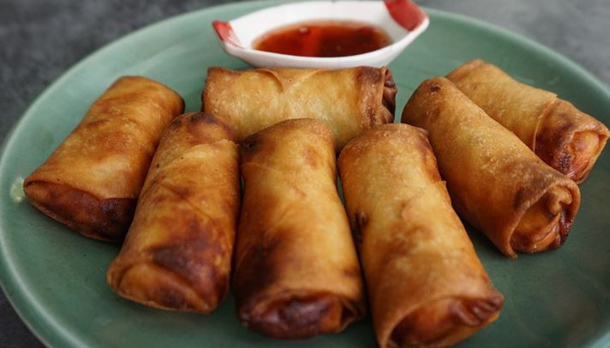 Çin böreği nasıl yapılır Sebzeli Çin böreği tarifi Çin böreği nasıl yapılır Sebzeli Çin böreği tarifi