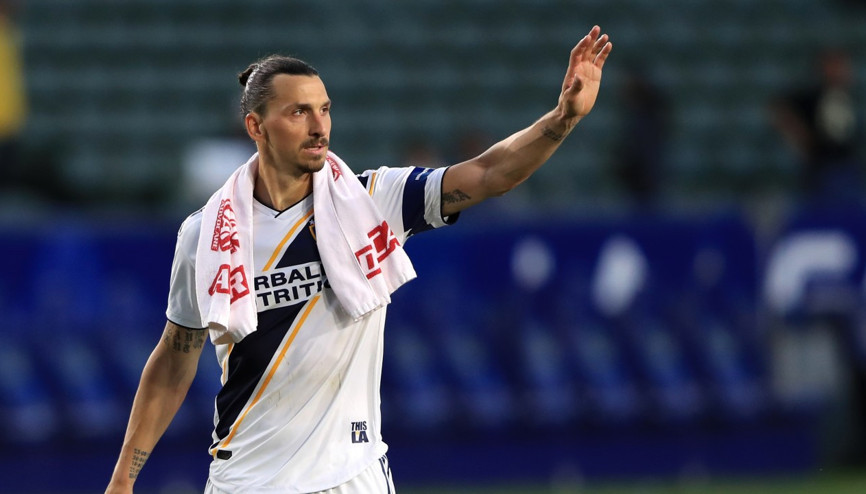 Zlatan Ibrahimovic: Beyzbol izlemeye geri dönebilirsiniz...