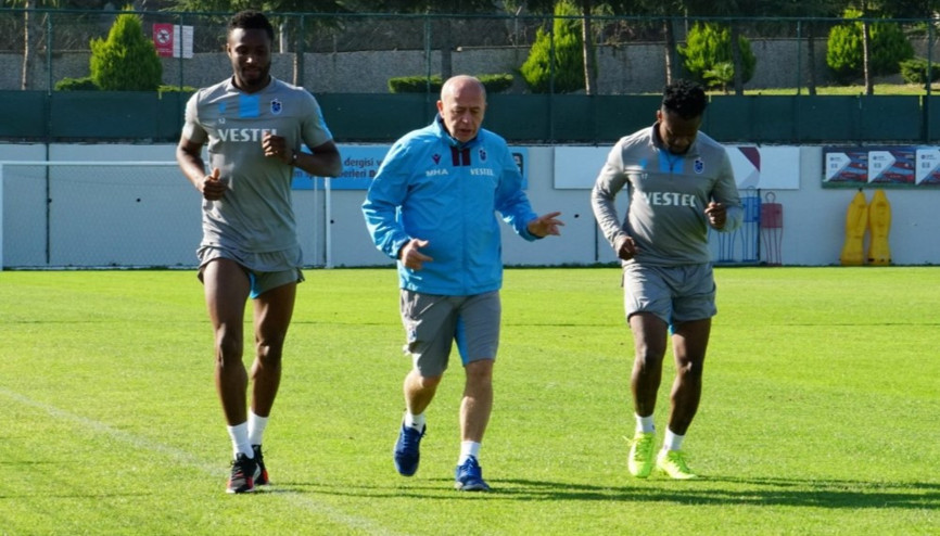 Trabzonsporda sakatlığı geçen futbolcular özel antrenman yaptı