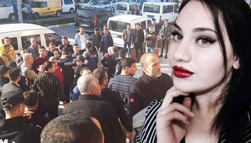 Cinayet sanığı duruşmada öldürdüğü kızın babasına saldırdı Cinayet sanığı duruşmada öldürdüğü kızın babasına saldırdı