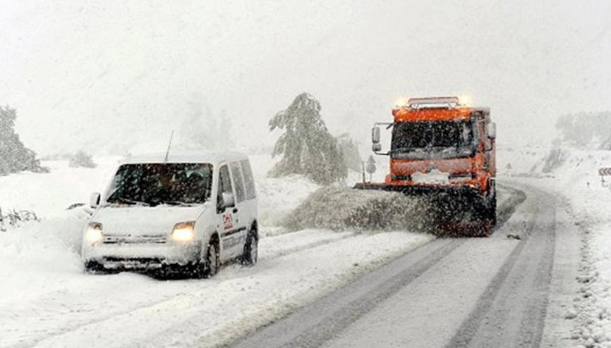 Yollarda karla mücadeleye sıkı takip