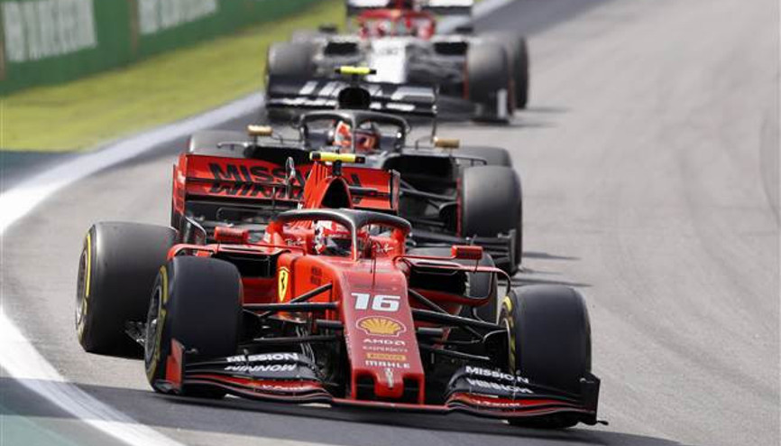 Formula 1de Ferrari Vettel Leclerc kazasının şokunu yaşıyor
