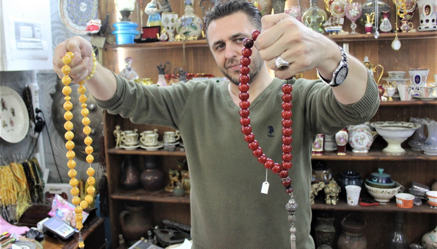 Yüzlerce yıllık tespihler altın fiyatına satılıyor