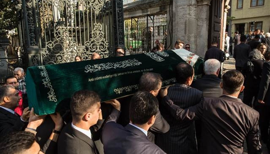 Yaşar Büyükanıtın eşi son yolculuğuna uğurlandı