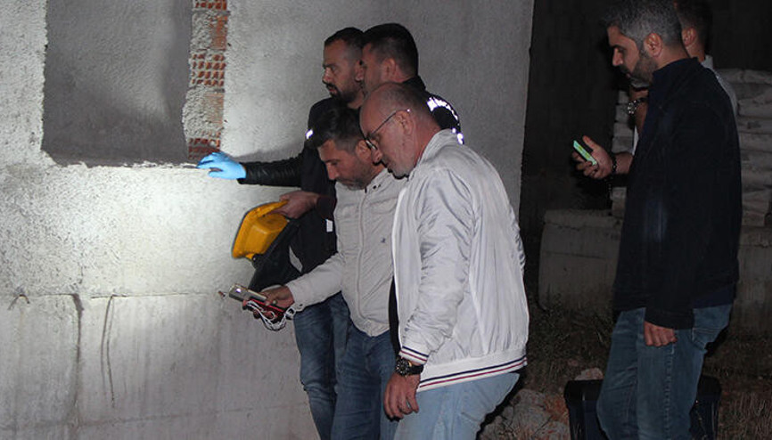 Alacaklıları kaçırıp, zincirle bağladı Alacaklıları kaçırıp, zincirle bağladı