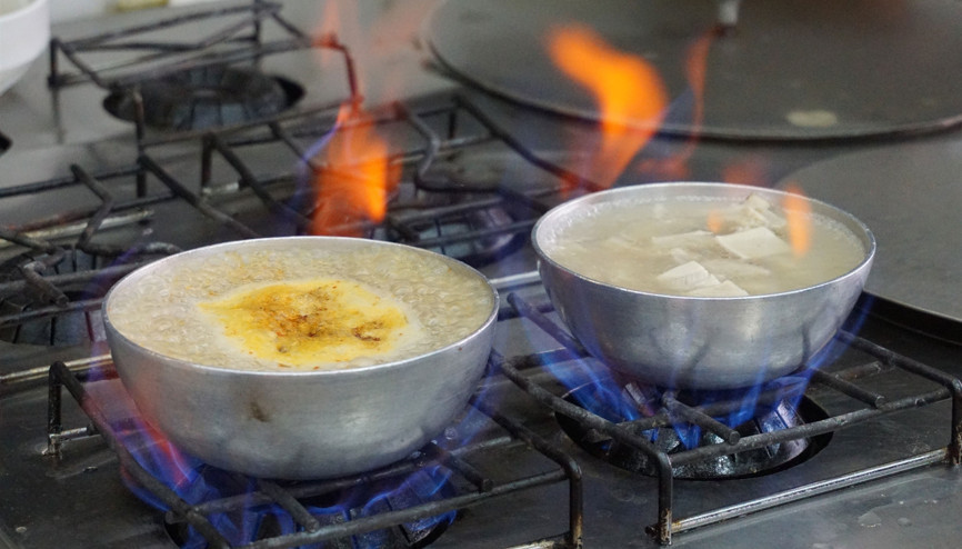 Her derde deva, özellikle bu aralar mutlaka Talebe yetişemiyorlar