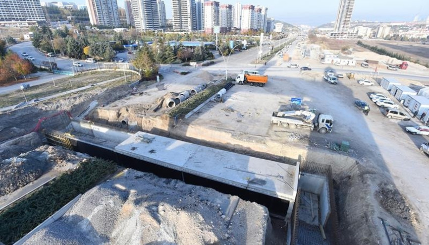 Eskişehir Yolu’nda alt geçit çalışmaları devam ediyor