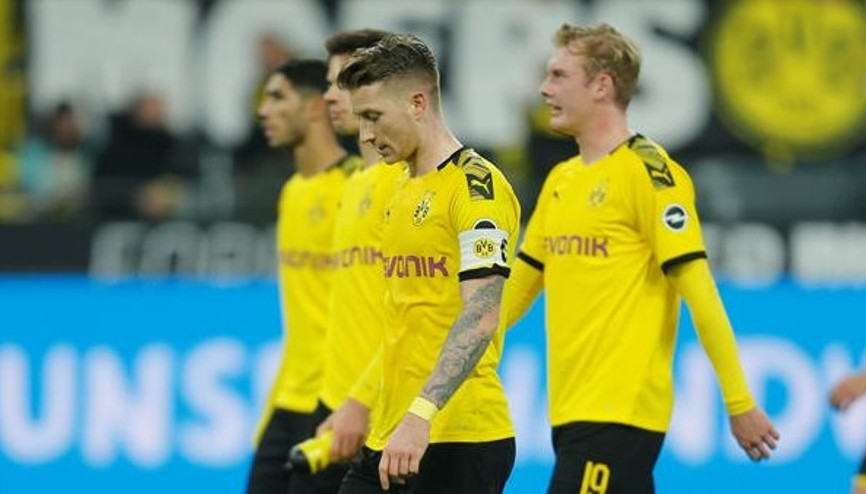 Dortmund, sahasında, lig sonuncusu Paderborn ile berabere kaldı