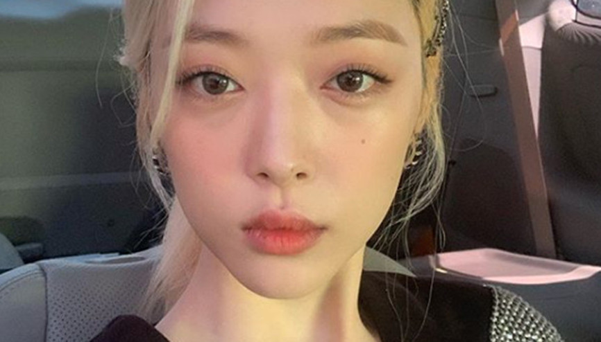 K-pop şarkıcısının ölü bulunması müzik endüstrisiyle ilgili tartışmaları alevlendirdi