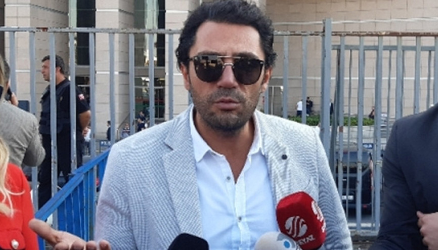 Yaşar İpek Sen ne azgın tekeymişsin sözlerini affetmedi