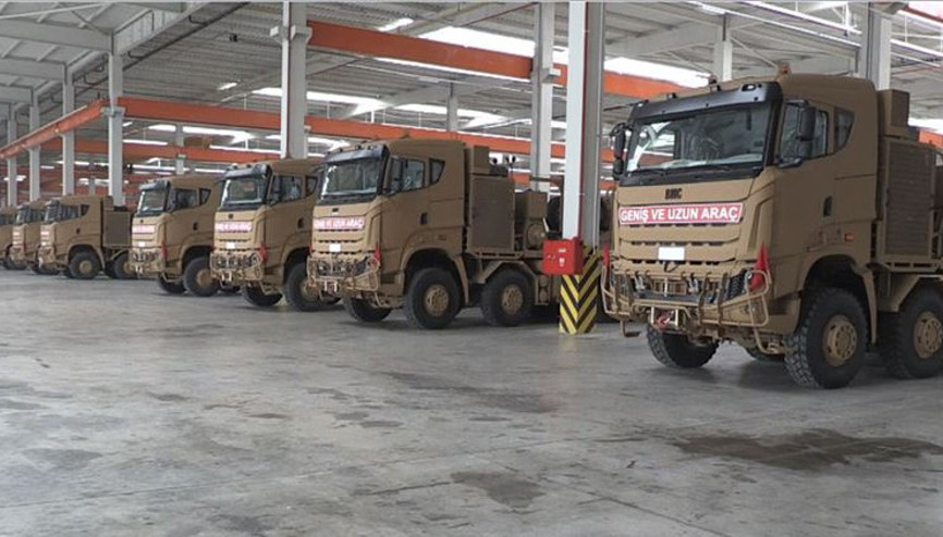 BMC ve Öztreyler 72 tank taşıyıcıyı MSBye teslim etti