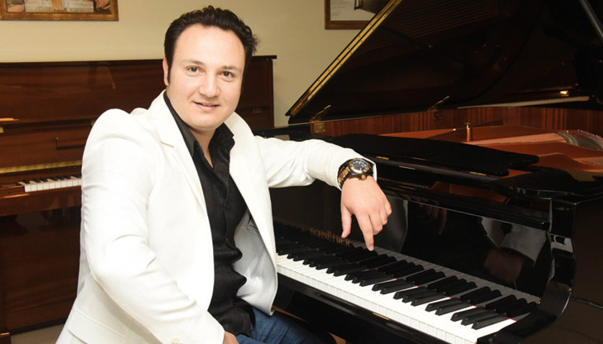 Amacım ustaların şarkılarını Avrupa’da duyurmak