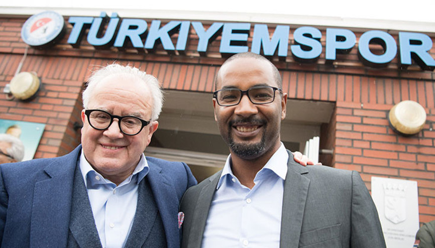 ‘Türk mahallesi’nden ırkçılara böyle çıkıştı: ‘Kapatın çenenizi’