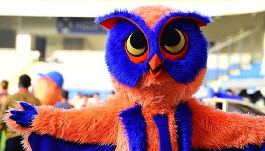 Başakşehirin maskotu SuperOwl rakibini bekliyor