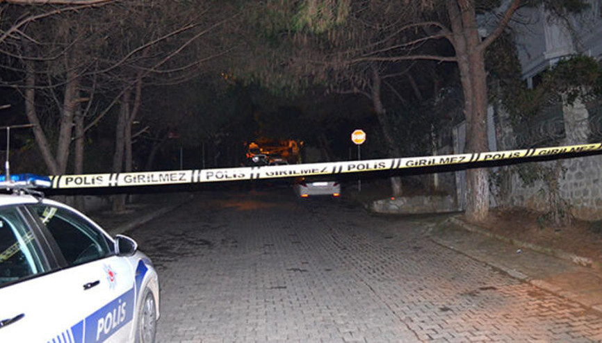 Patrik Bartholomeos’un evine giren hırsızlar çatışmayla yakalandı