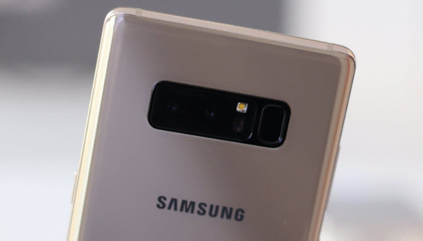Samsung telefon sahiplerine Android 10 güncellemesi uyarısı Samsung telefon sahiplerine Android 10 güncellemesi uyarısı