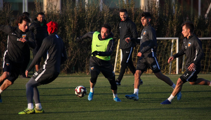 Kayserispor, kupada moral arıyor