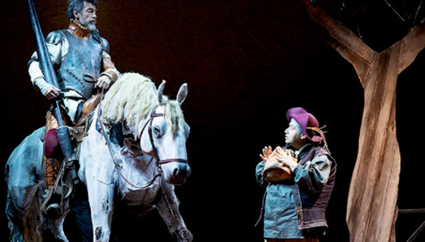 İtalyada Serra Yılmazın oyununa büyük ilgi