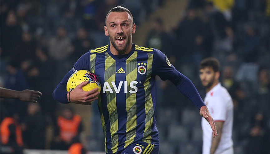 Vedat Muriqinin eşi Edibe Muriqiden gol paylaşımı