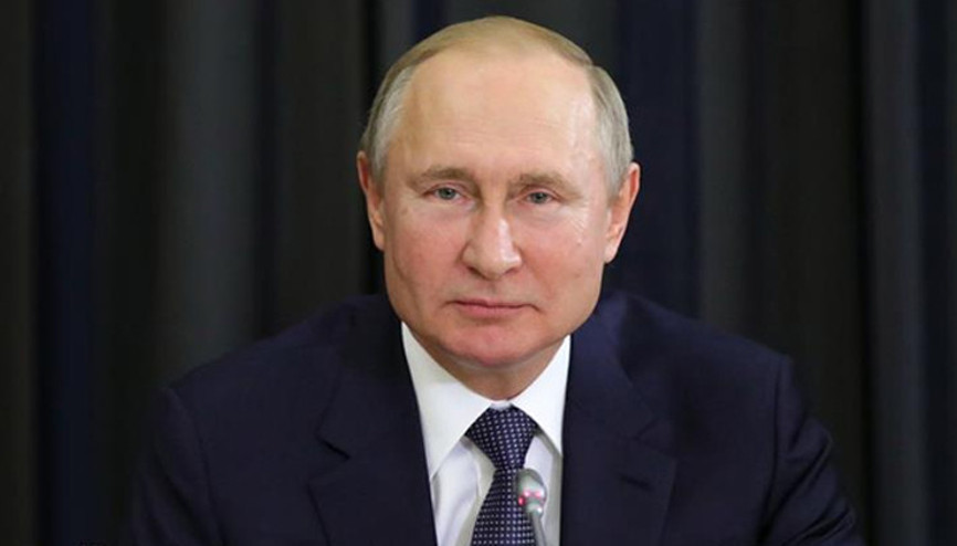 Putin tercüme aksaklığı sebebiyle Almancasını konuşturdu