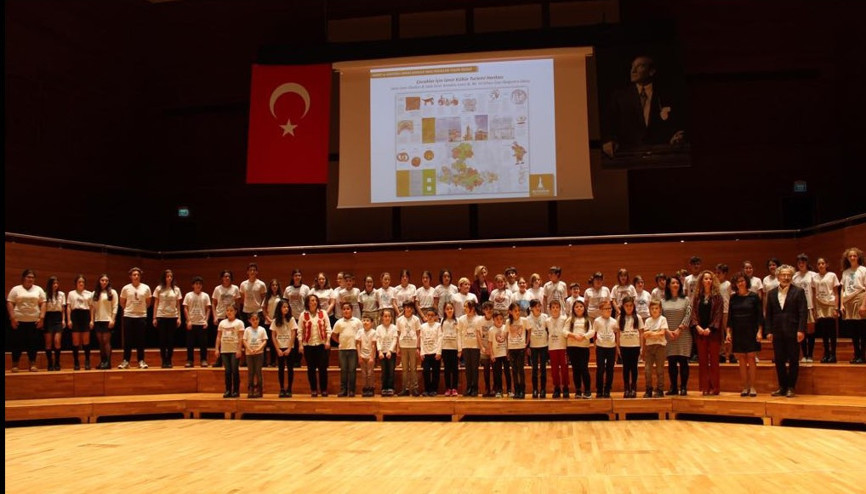 İstek Okulları öğrencilerine çok özel ödül