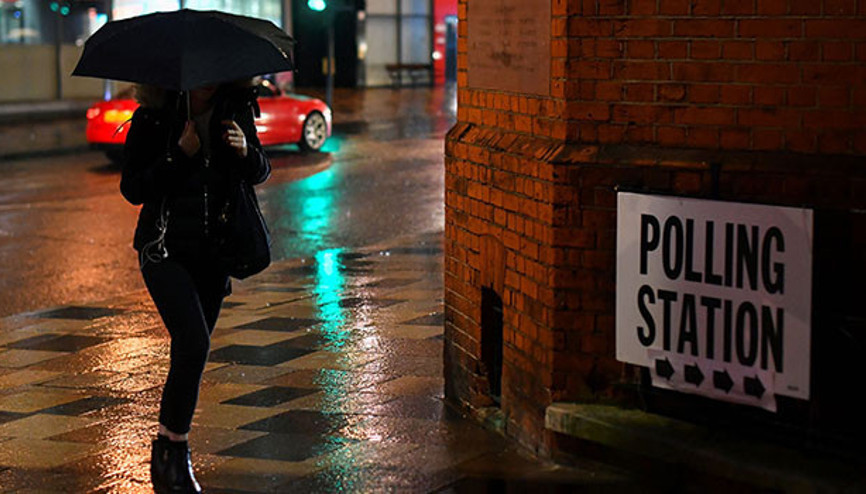 İngiltere seçimini yaptı: Tek başına iktidar