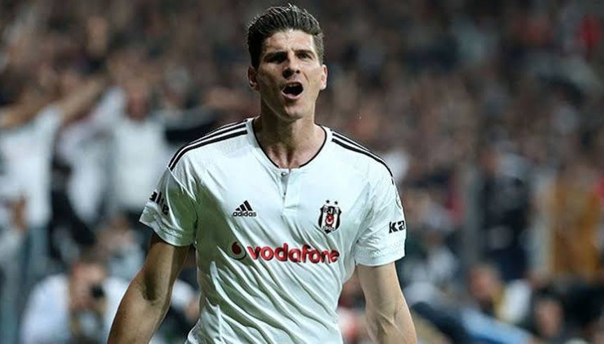 Beşiktaşa 4 teklif Biri gelecek...