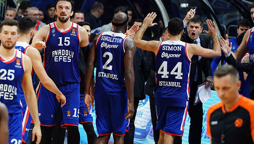 Anadolu Efes durdurulamıyor