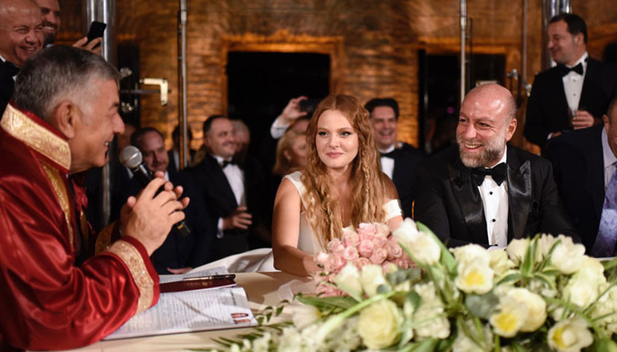 Esma Sultanda görkemli düğün... Naz Elmas ile Erol Özmandıracı evlendi