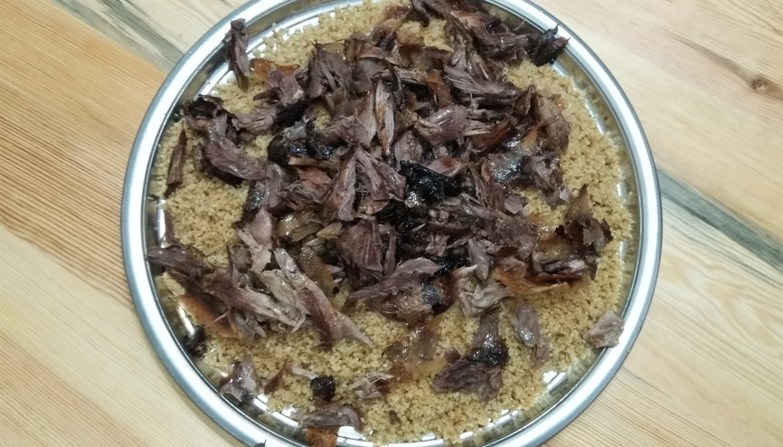 Odun ateşinde kızarıyor Görüntüsüyle de iştah kabartıyor