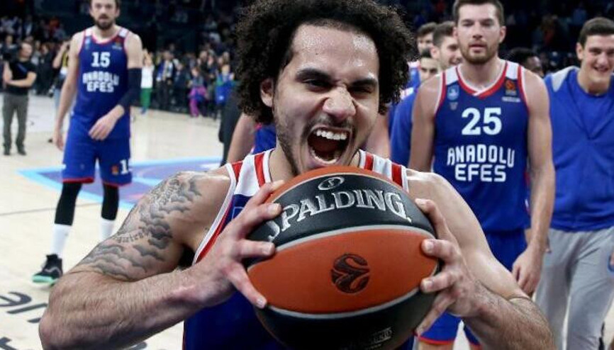 Shane Larkin’in ismi değişmeyecek