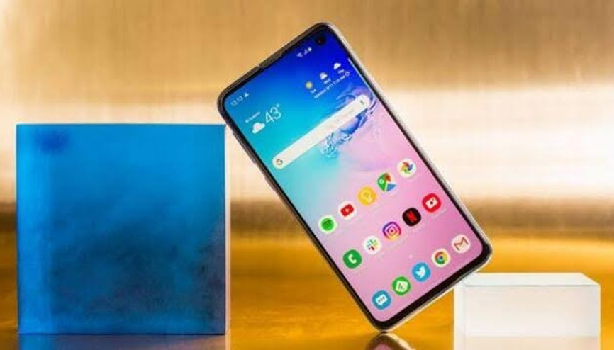 Samsung Galaxy S10 Liteın özellikleri ve fiyatı belli oldu