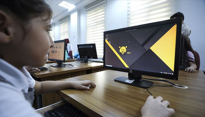 Milli işletim sistemi Pardusun okullardaki etkileşimi artıyor