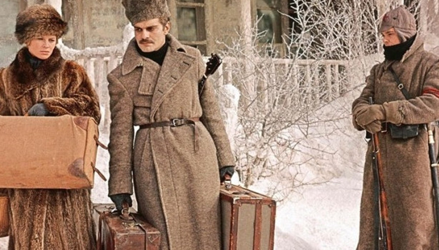 Kundura Sinema yeni yılda şüphenin izlerini sürüyor