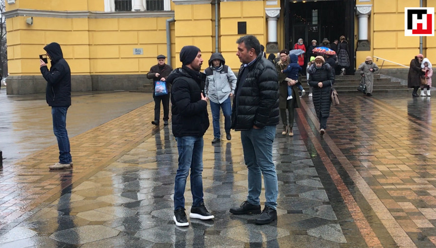 Hürriyet muhabiri Toygun Atilla,Ukrayna’da Gökhan Bozkır ile görüştü