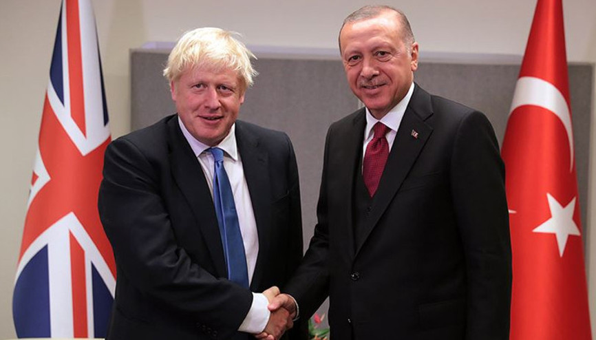 Son dakika... Erdoğan, Johnson ile görüştü