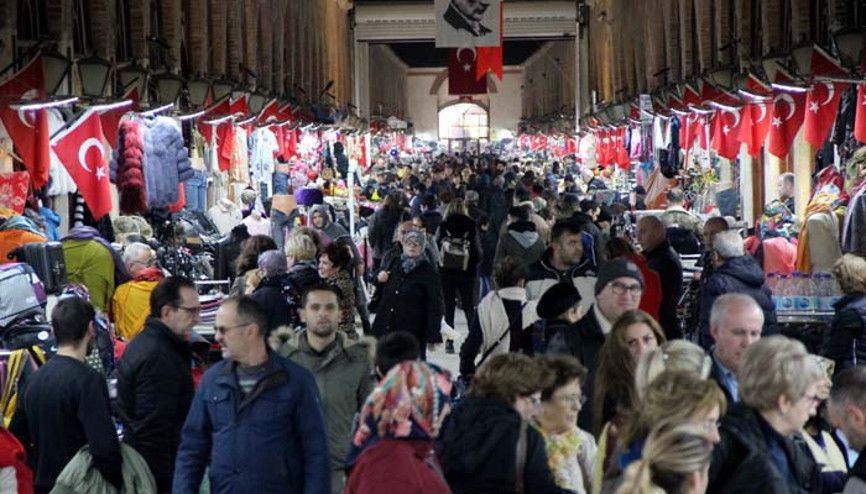 Yunan ve Bulgar turistler o gün için akın etti Edirnede adım atacak yer kalmadı...