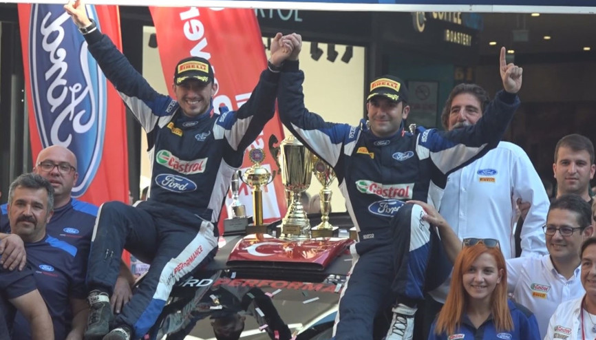 Şampiyon baba-oğul yeni şampiyon pilotlar yetiştirmek istiyor