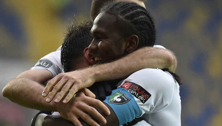Son Dakika: Beşiktaştan Rodallega bombası | Transfer Haberleri