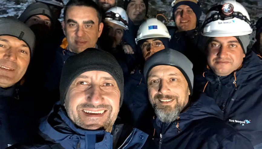 Yeni yıla ekibiyle birlikte girdi