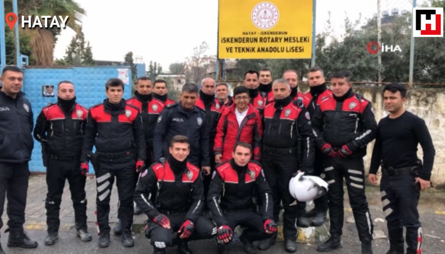 Polisler Nörofibromatozis hastası iki kardeşin hayalini gerçeğe dönüştürdüler