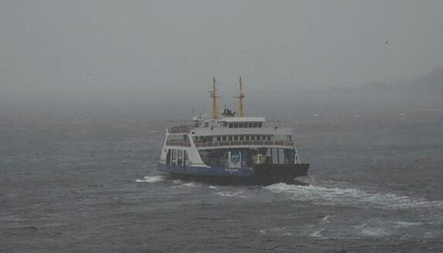 Çanakkale Boğazı transit gemi geçişlerine kapatıldı