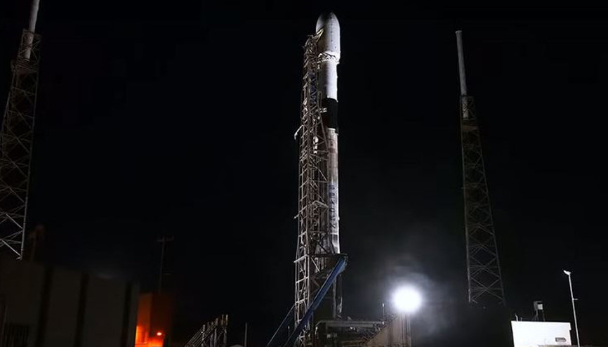 SpaceX yörüngeye 60 internet uydusu gönderdi