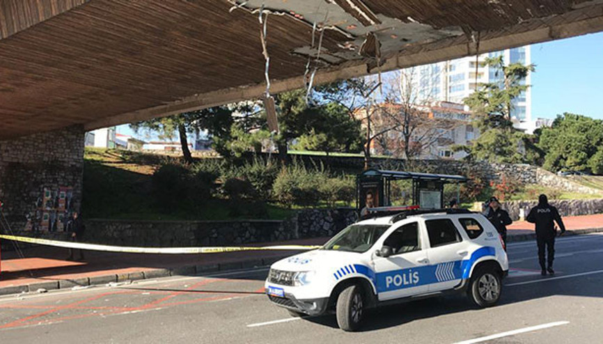 Son dakika... Beşiktaşta korkutan kaza Üst geçide çarptı