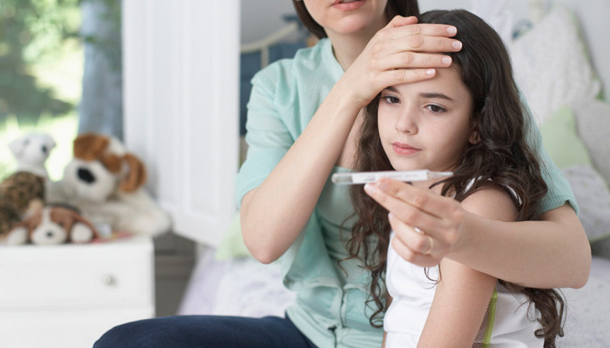 Bebek ve çocuklarda ateşe ne iyi gelir Ateş nasıl düşürülür
